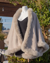 Load image into Gallery viewer, 100% Alpaca Wool Cape with Fur Trim (Sand)