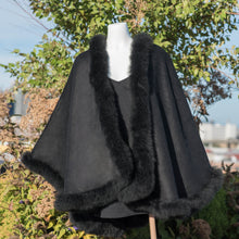 Load image into Gallery viewer, 100% Alpaca Wool Cape with Fur Trim (Black)